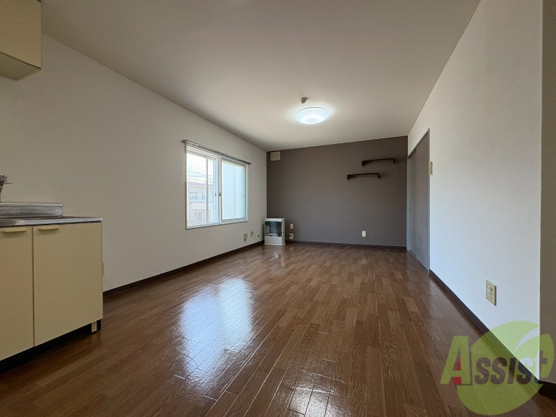 居室・リビング　広くてキレイなお部屋が広がっていて、充実した生活が送れそう。