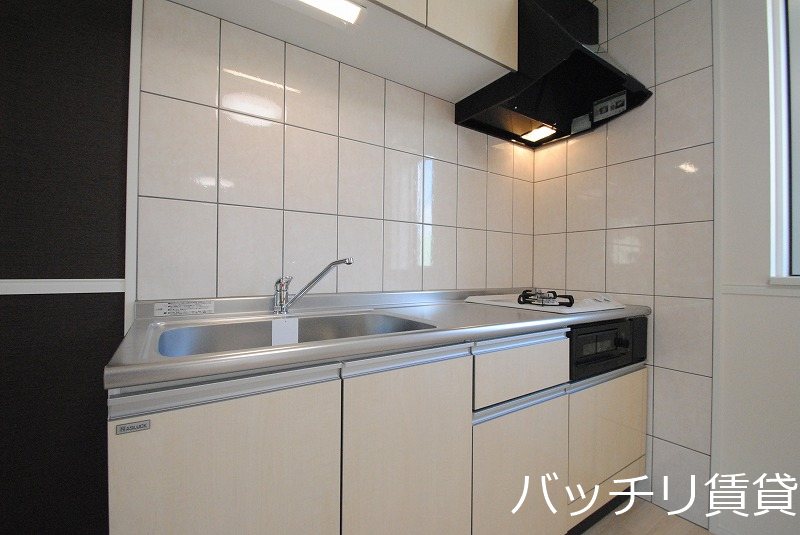 キッチン　別号室の画像。現況優先