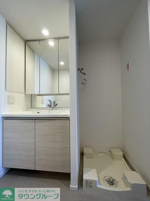 洗面設備　※写真は同タイプ住戸です。