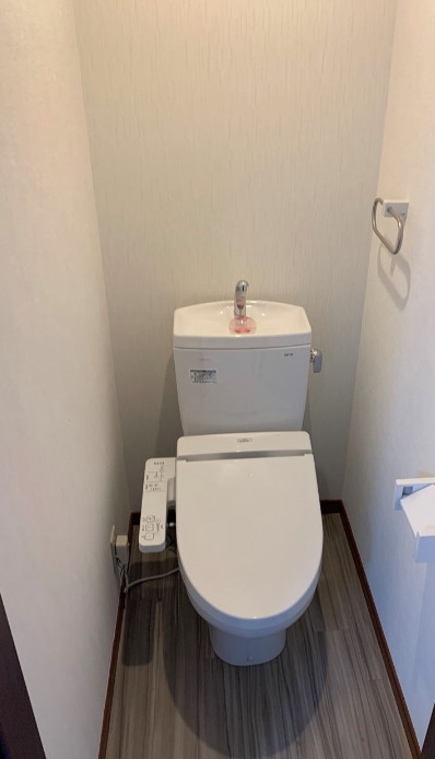 トイレ　トイレもきれいです