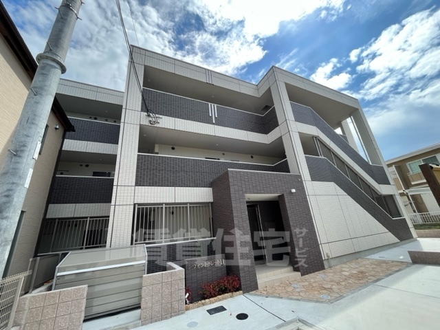 建物外観　建築現場