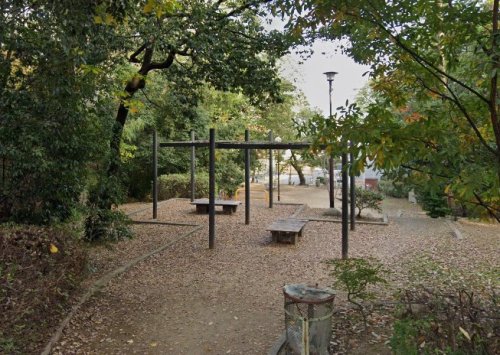 公園　松ケ本緑地（公園）まで1181m