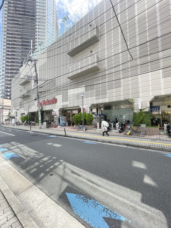 ショッピングセンター　イトーヨーカドー武蔵小杉駅前店（ショッピングセンター）まで98m