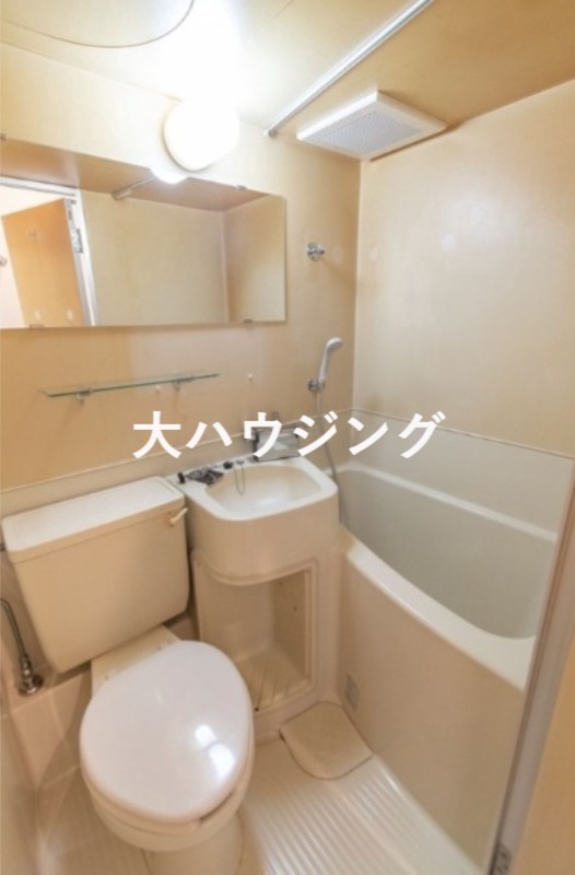 バス・シャワールーム