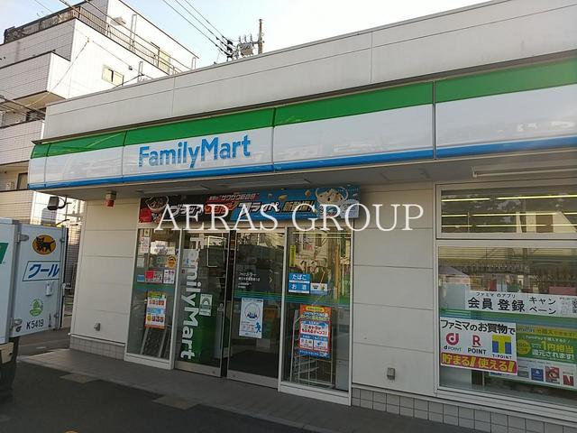 コンビニ　ファミリーマート鵜の木多摩堤通り店（コンビニ）まで140m