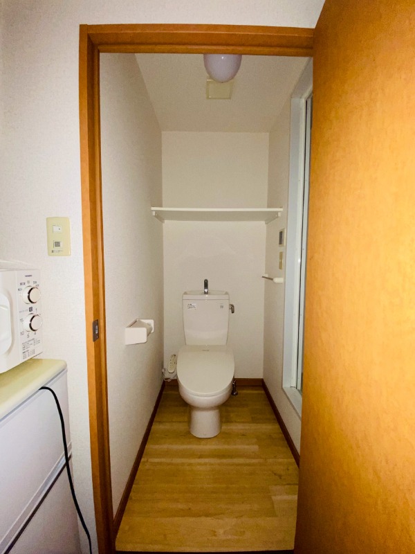 トイレ　別部屋参考写真