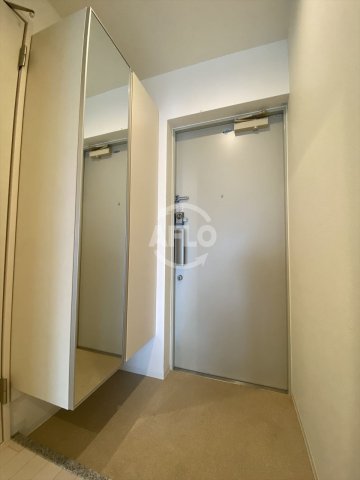 玄関　パラファーレ玉造　玄関