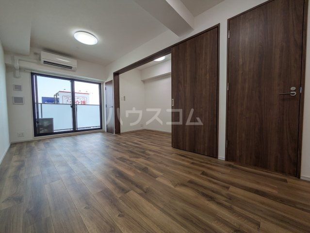 S-RESIDENCE高岳bresaの居間写真