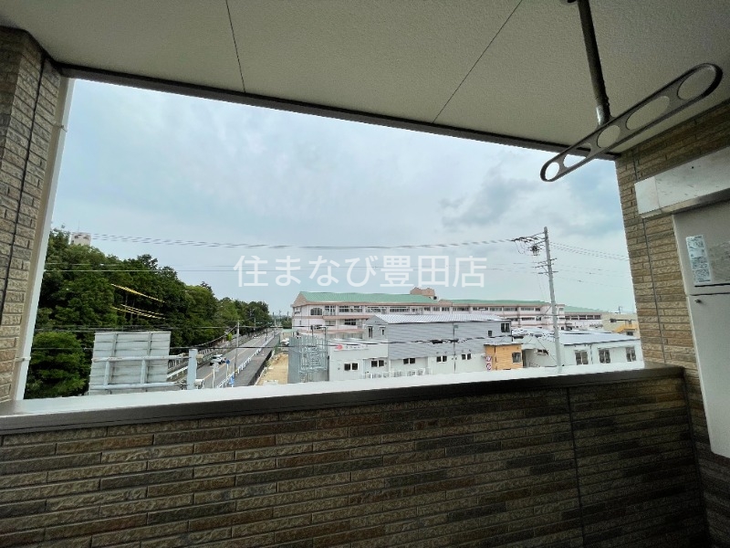 眺望　他の部屋から撮影