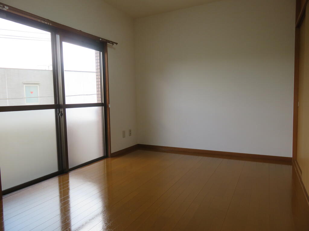 その他部屋・スペース　洋室６帖