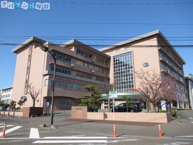高校・高専　新潟市立万代高校（高校・高専）まで206m