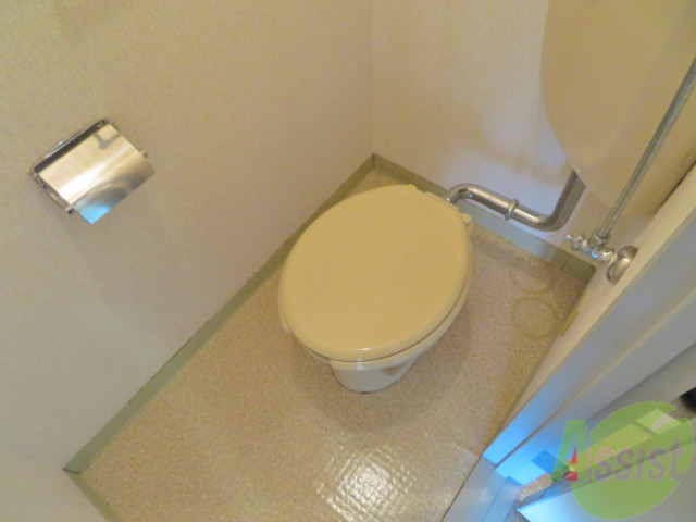 トイレ　トイレは別になっているので使いやすいですね。