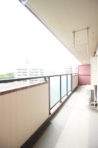 バルコニー　南向きのバルコニーです。