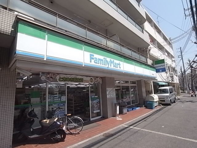 コンビニ　ファミリーマート灘城内通店（コンビニ）まで150m