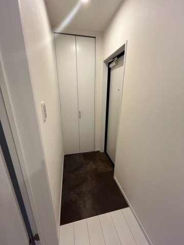 リブレメゾン下大市西町Iの玄関写真