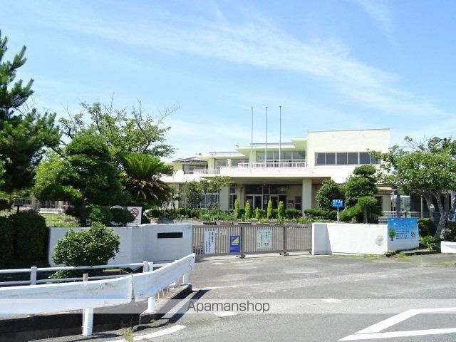 幼稚園・保育園　雄踏幼稚園（幼稚園・保育園）まで558m