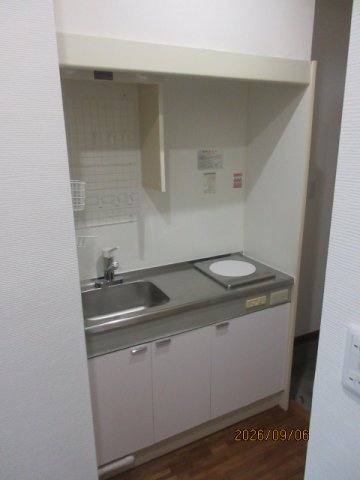 キッチン　※写真は２０６号室のものです