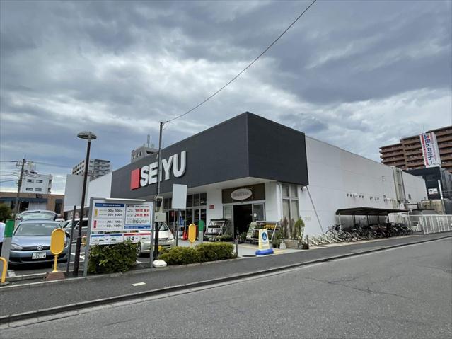 スーパー　西友草加店（スーパー）まで706m
