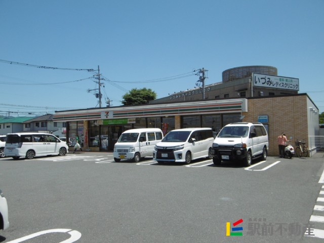 コンビニ　セブンイレブン　久留米新合川店（コンビニ）まで400m