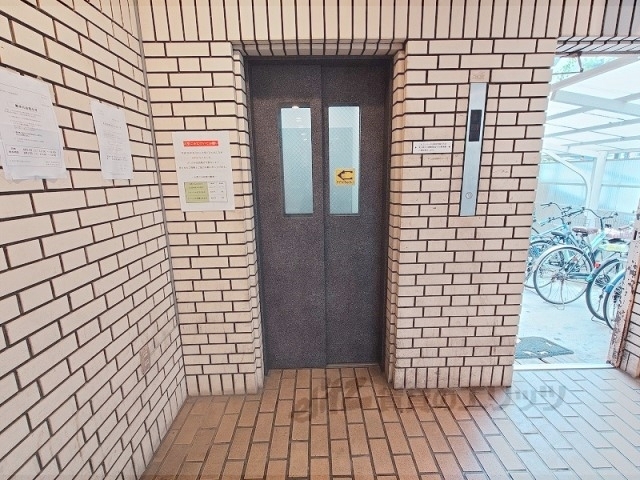 その他　エレベーター