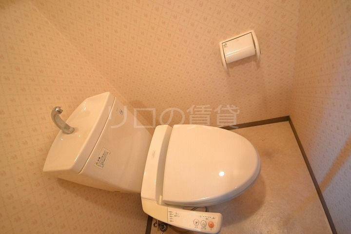 トイレ　別タイプ参考写真