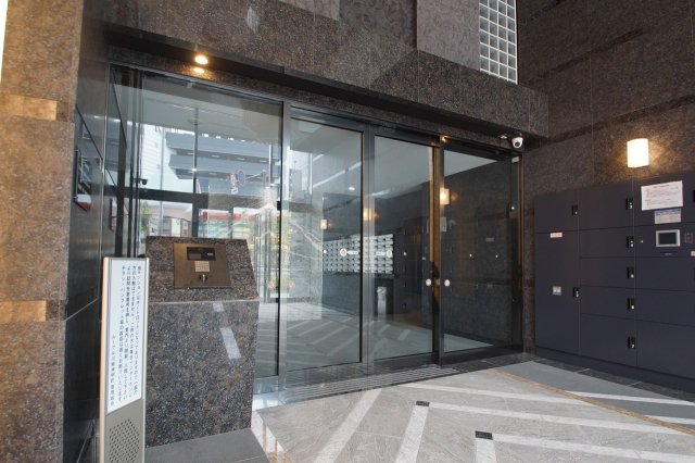 エントランス　入口部分