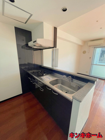 キッチン　写真は別のお部屋です。