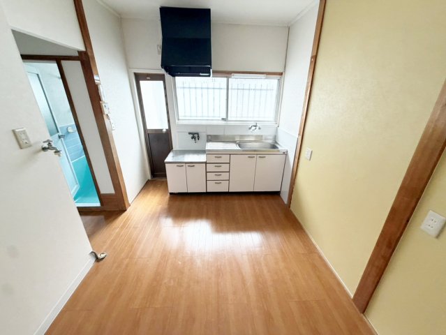 吹田市千里山竹園1丁目タウンハウスの居間写真