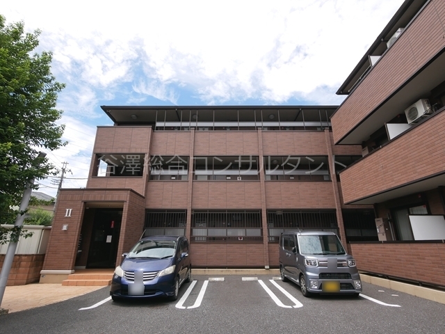 建物外観　エミネンス２