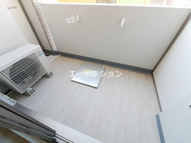 バルコニー　ワールドアイ難波南ポルタ