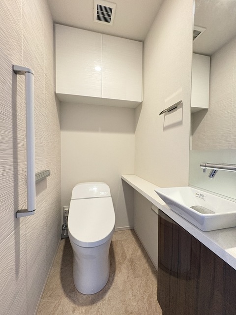 ドレッセWISEたまプラーザB棟のトイレ写真