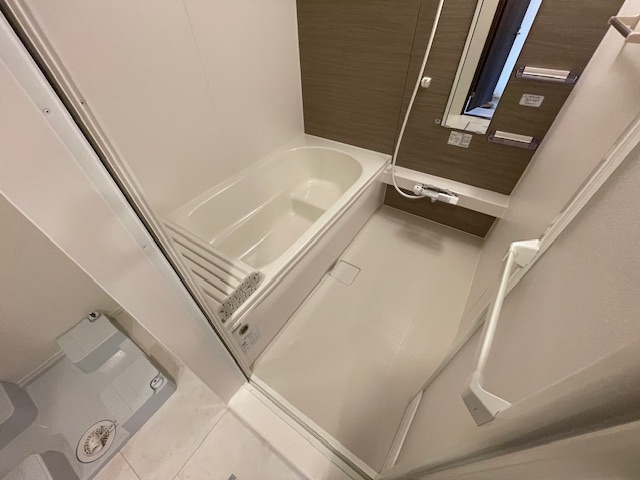 バス・シャワールーム　同施工会社参考画像