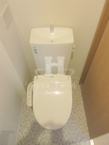 トイレ　落ち着いたトイレです