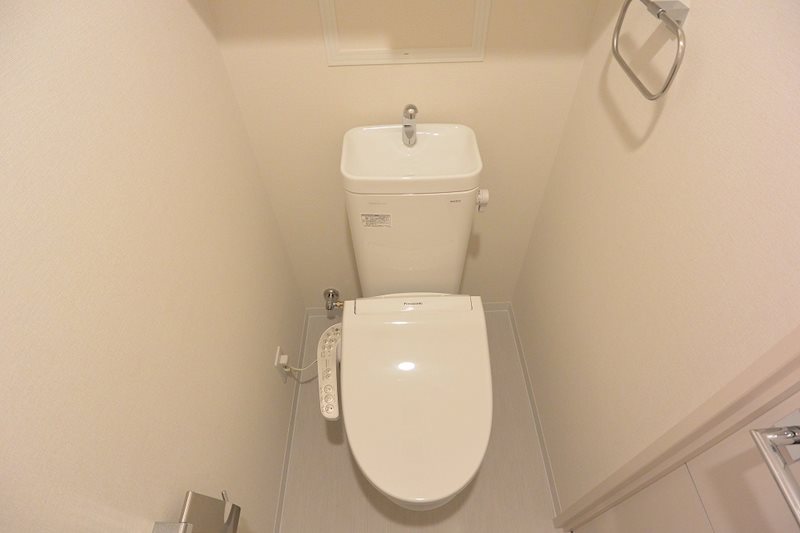トイレ　トイレって何故か落ち着くスペースですね