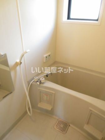 クレイン古賀島 B棟の風呂写真