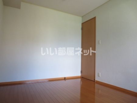 クレイン古賀島 B棟の内装写真