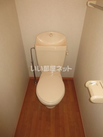 クレイン古賀島 B棟のトイレ写真