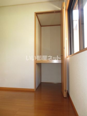 クレイン古賀島 B棟の内装写真