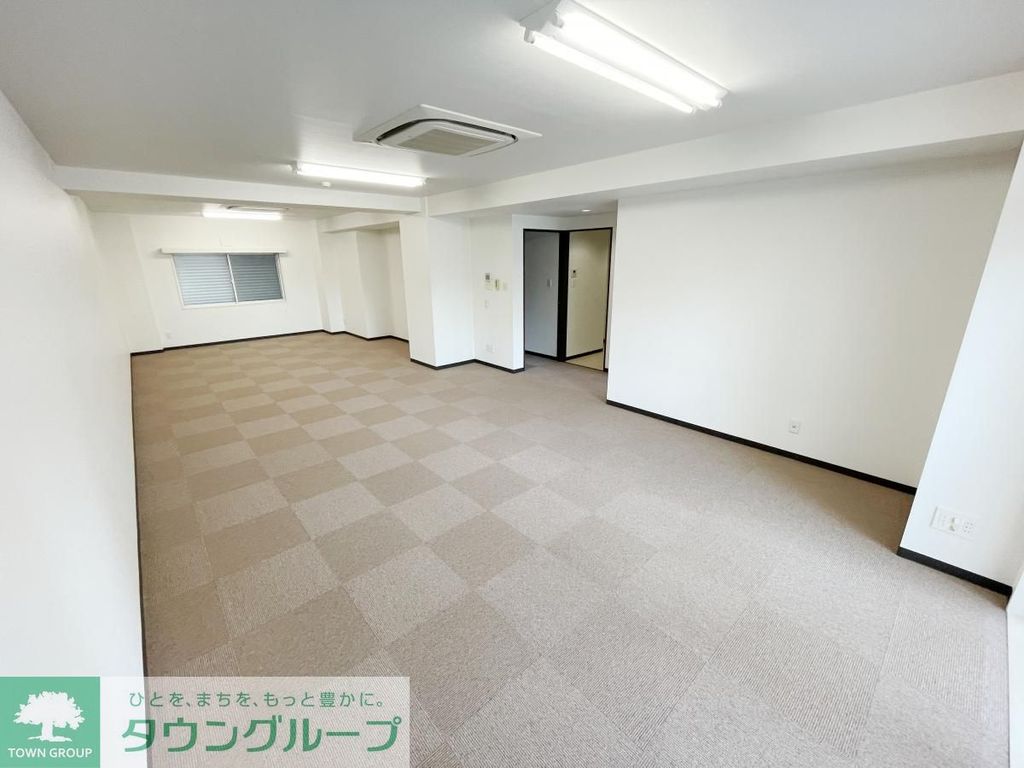 レジデンシャル武蔵小杉の居間写真