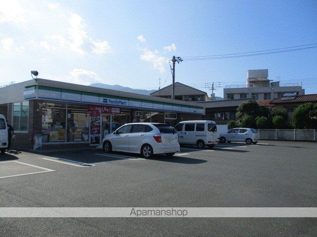 コンビニ　ファミリーマート大洲若宮店（コンビニ）まで1359m