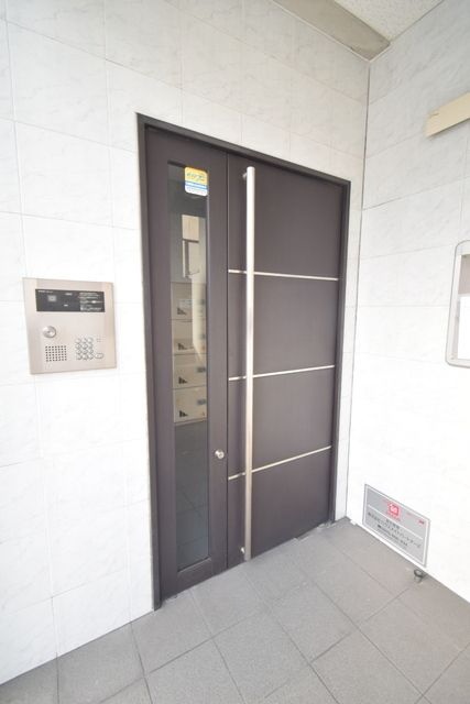 ＪＲ桜島線 安治川口駅 徒歩4分 3階建 築22年の外観写真