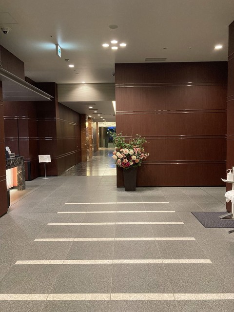 アウルタワーの外観写真