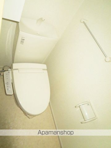 ＪＲ身延線 東花輪駅 徒歩17分 2階建 築14年のトイレ写真