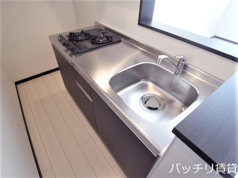 キッチン　写真は別号室の為、現況優先となります。