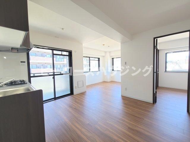 居室・リビング　※同タイプの写真となり、実際のお部屋とは異なる場合があります