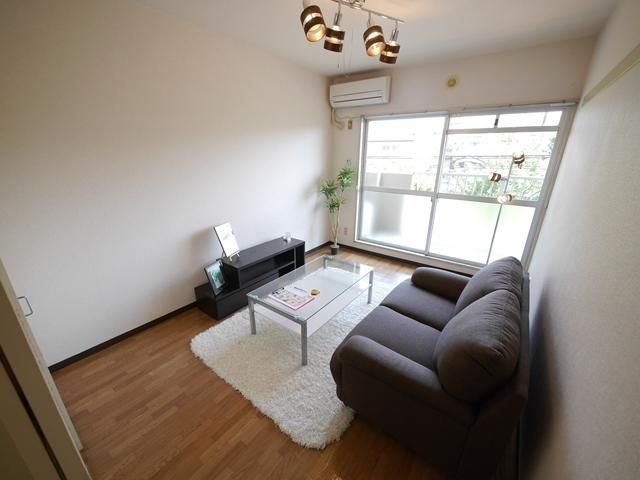 居室・リビング　★フローリングのお部屋です★