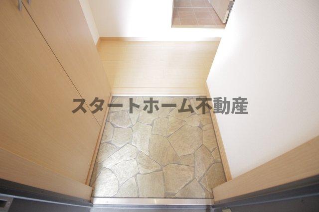 玄関　明るい玄関です