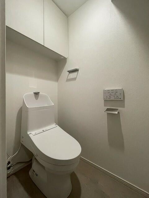 トイレ　※写真は同タイプ住戸です。