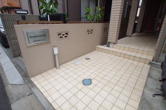 エントランス　★お問い合わせはタウンハウジング町田店まで★