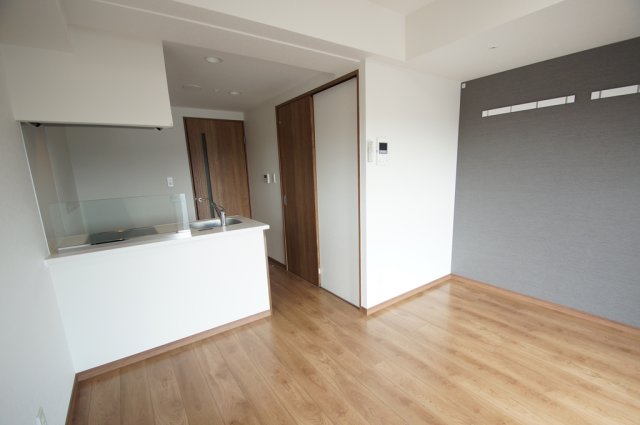 その他部屋・スペース　「アクセントクロスを使用したお部屋です」